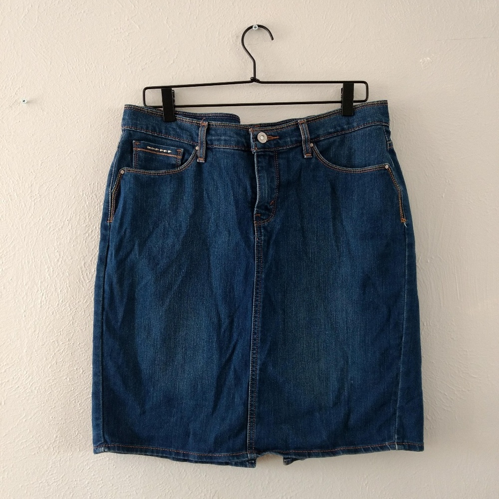 Levis Mid Length Denim Skirt - Picture 1 of 8